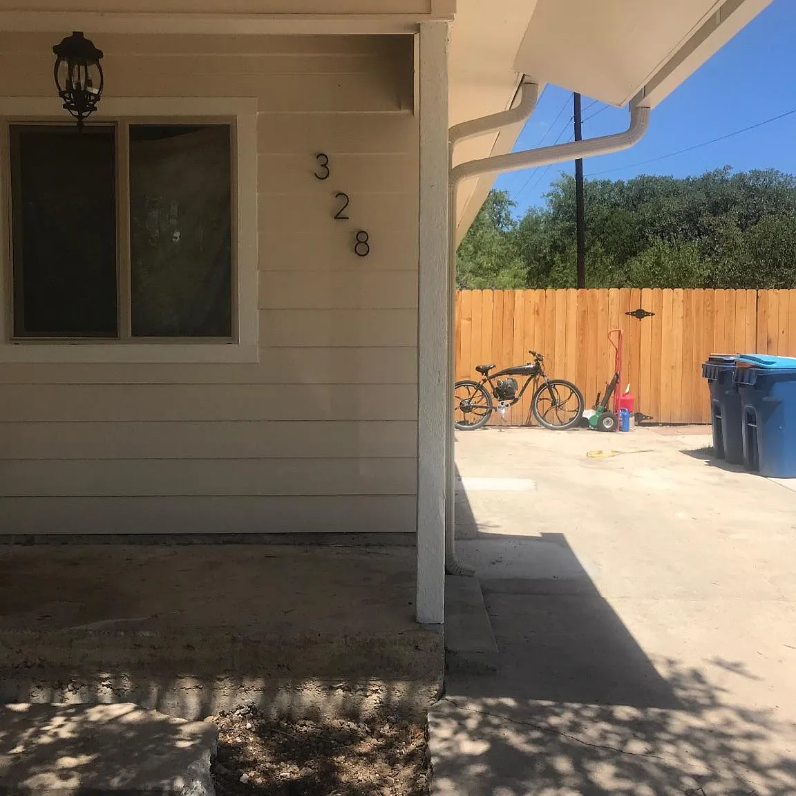 328 Miller Street — Photo 2