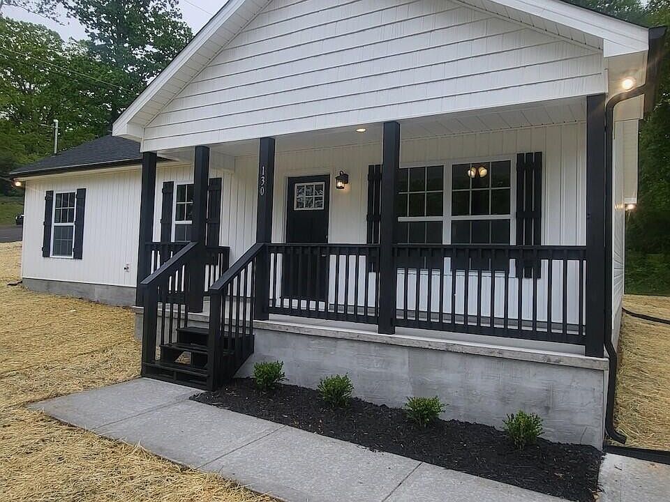 2nd image of 355 W Outer Dr