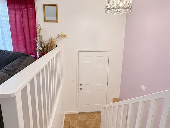 4th image of 226 Stayman Dr