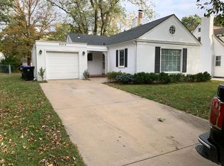 2014 SW Collins Ave, Topeka, KS 66604