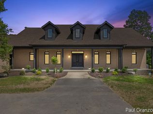 5578 Blackberry Ct NE, Grand Rapids, MI 49525