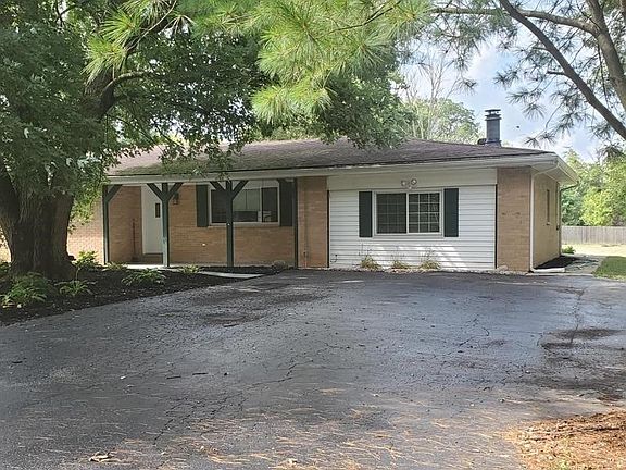 2nd image of 8743 Oak Dr