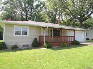 1291 Red Ball Trl, Greenville, IL 62246