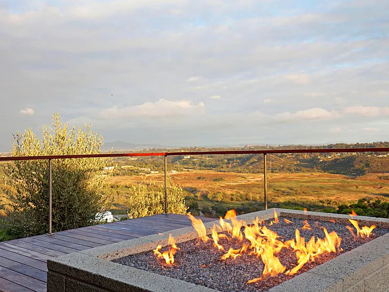 Big firepit back deck and forever views east