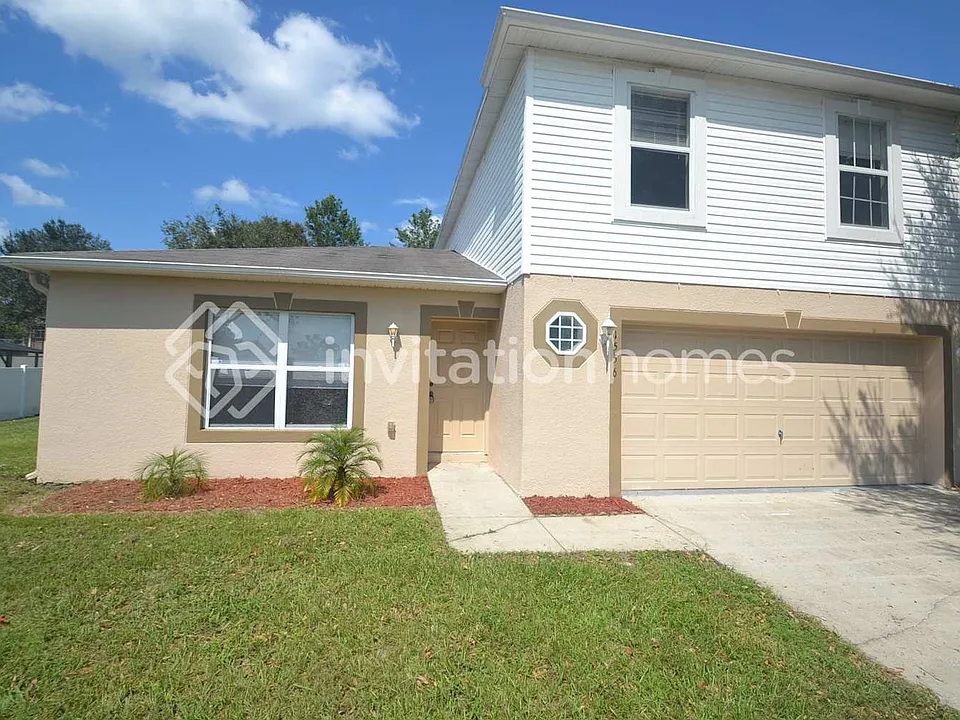 1556 Deerfield Ave