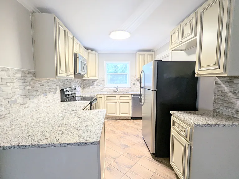 508 Mahaley Ave #1 — Photo 3