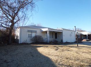 2221 S Old Manor Rd, Wichita, KS 67218