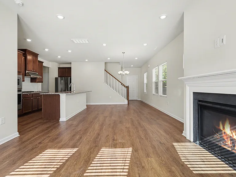 653 Rawls Dr — Photo 8