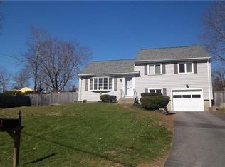 191 Knollwood Ave, East Greenwich, RI 02818