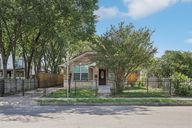 S Waverly Dr-S1309-001.jpg