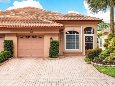 1021 Via Jardin, Riviera Beach, FL, 33418