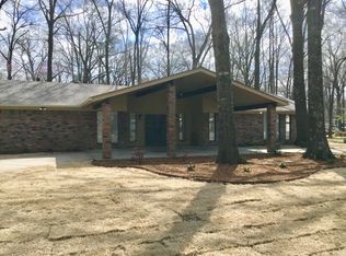 19 Smoking Oaks Rd, Conway, AR 72034