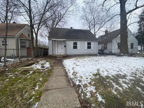 1806 Johnson St, South Bend, IN 46628