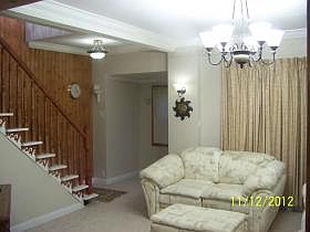 5th image of 10 Chestnut St