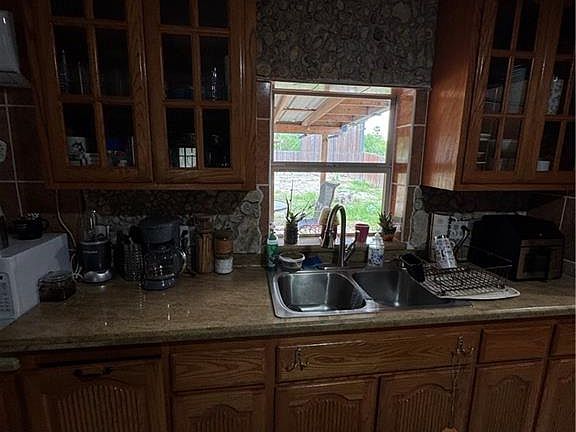 4th image of 11235 N Moorefield Rd