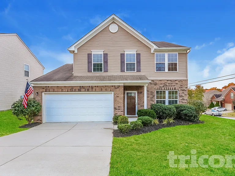 2640 Jordan Ridge Dr — Photo 1