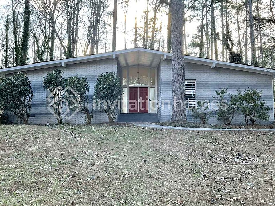 1st image of 4616 Greenleaf Cir SW