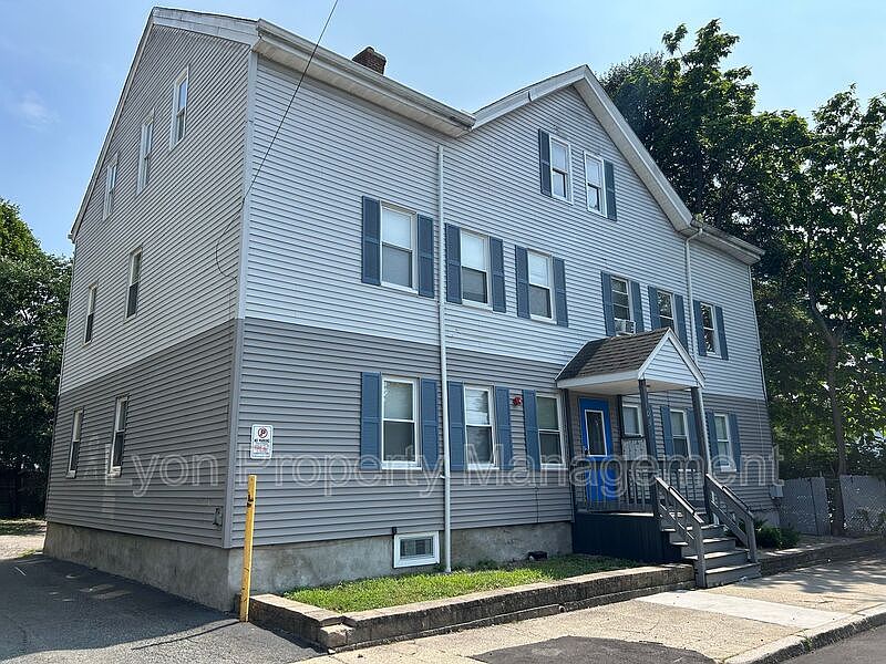 1st image of 103 Brook St #1