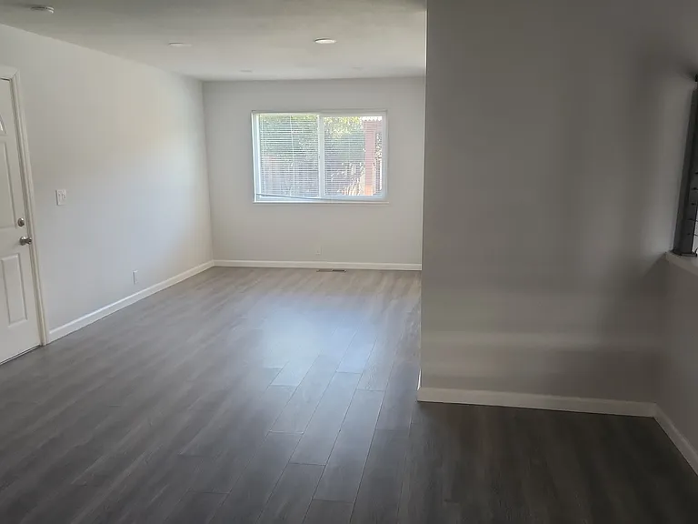 2829 Glen Decker Ct — Photo 11