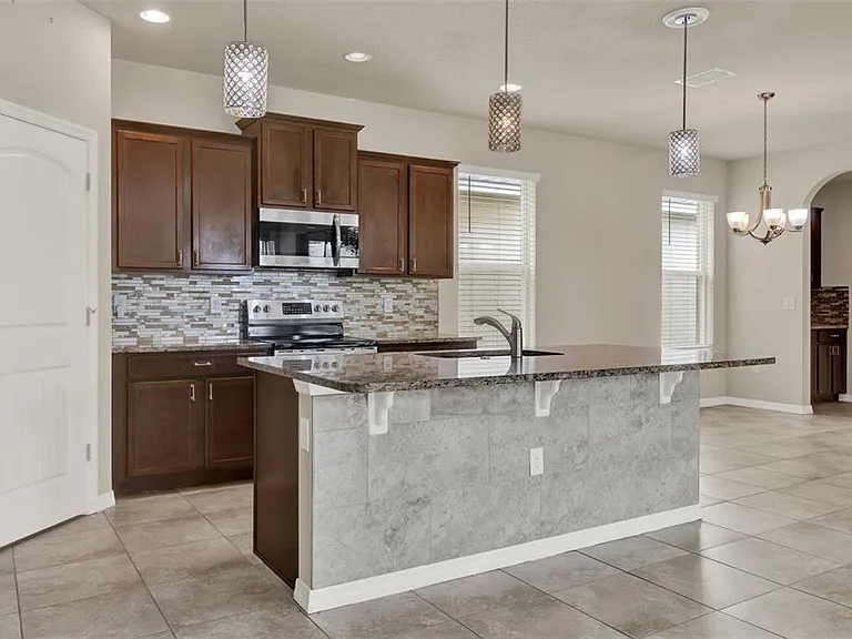 10649 Atwater Bay Dr — Photo 12