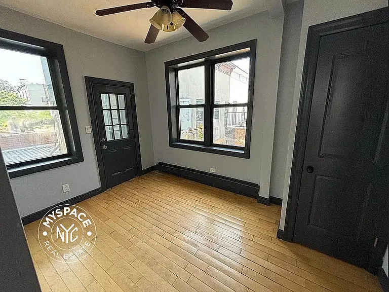 750 Onderdonk Ave #3L — Photo 5