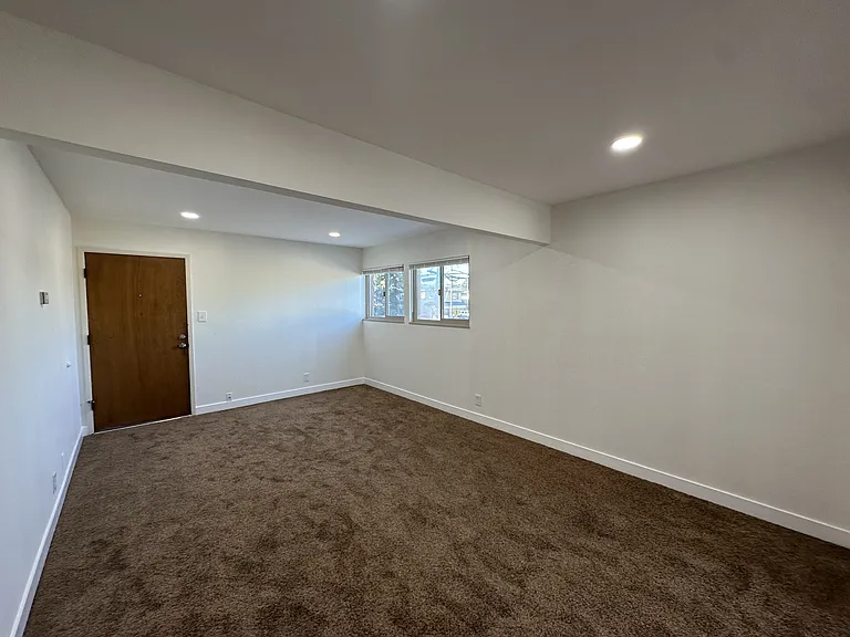 20317 Wisteria St #5 — Photo 1