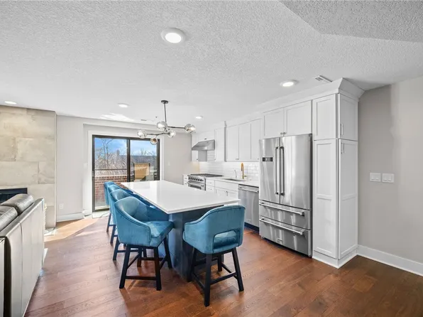 2880 Grand Ave APT 501, Des Moines, IA 50312