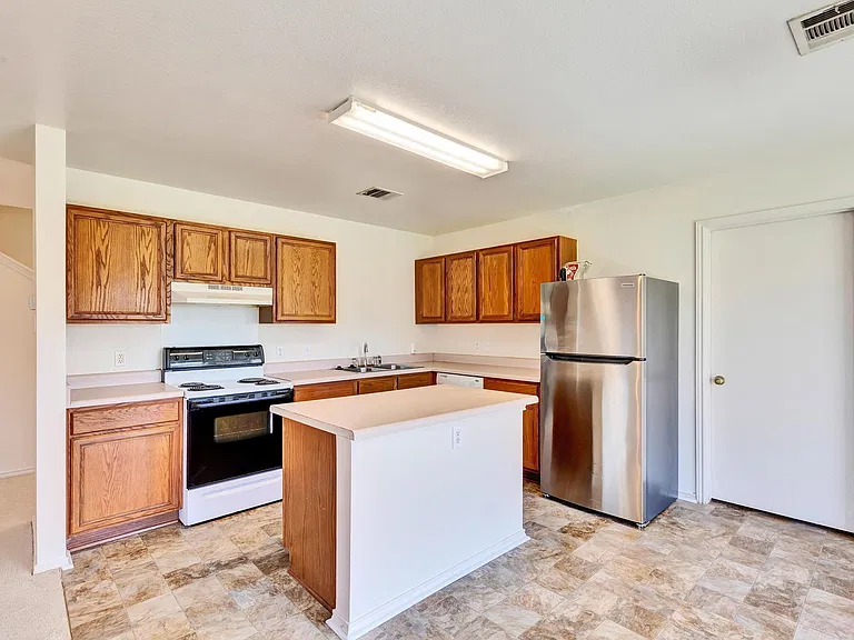 5204 Bahan Dr — Photo 10