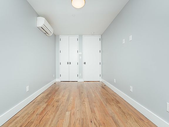 4th image of 115 Stanwix St #517