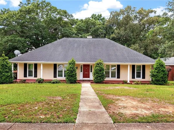 2400 Carrington Dr, Mobile, AL 36695