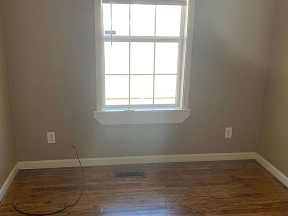 5th image of 216 Curtis Sykes Dr