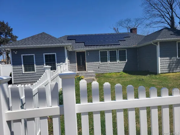 1227 Little East Neck Road, West Babylon, NY 11704