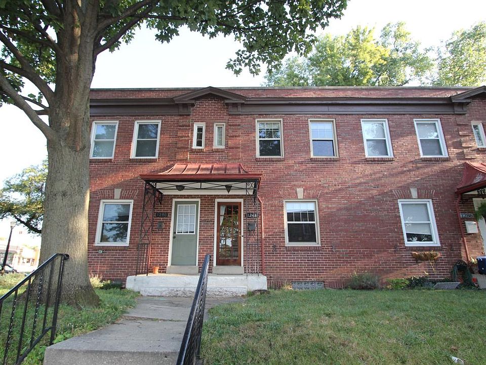 All 4 townhouses are currently owner occupied