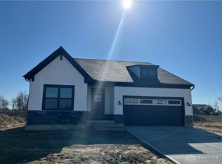 1300 Blue Spruce Ln, Wilmington, OH 45177