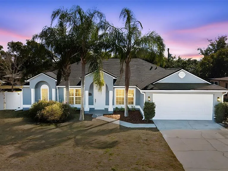 1227 Tivoli Dr — Photo 2