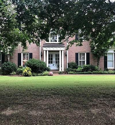 5th image of 9385 Cedar Creek Dr