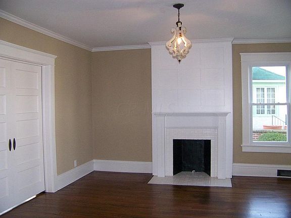 5th image of 21 Woodland Ave