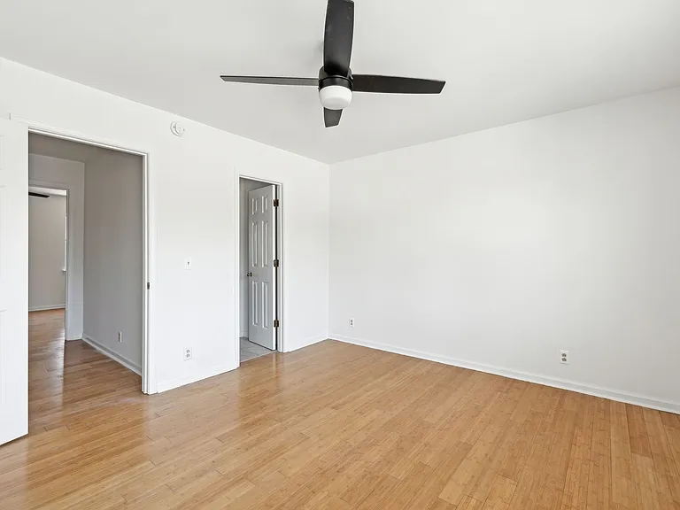 217 Walton Ferry Rd #108 — Photo 36