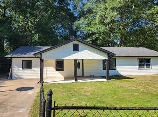 3602 Amanda Ct, Powder Springs, GA 30127