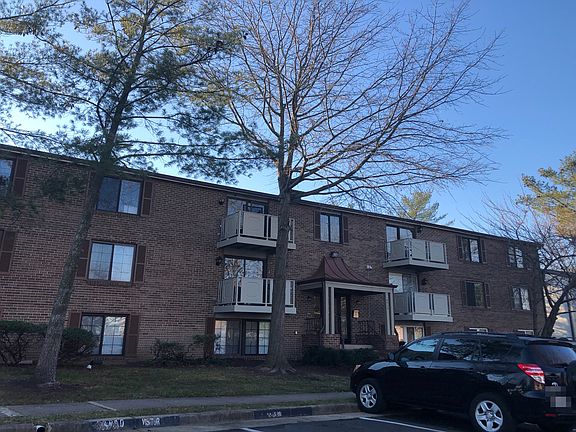 3rd image of 4410 Groombridge Way APT F