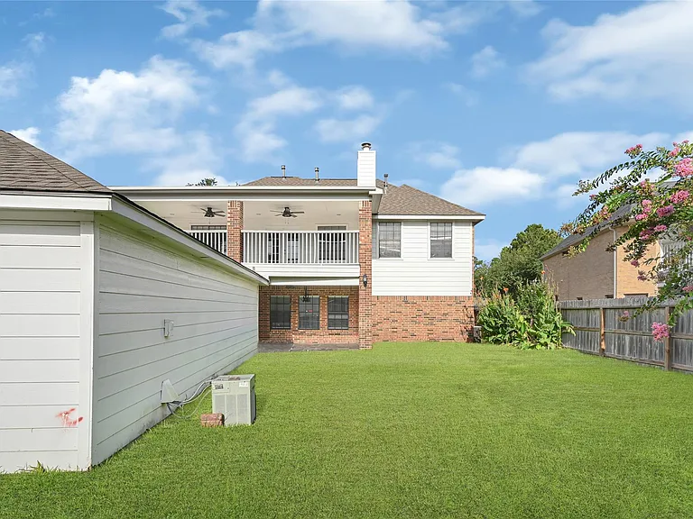 202 Cascade Pines Dr — Photo 35