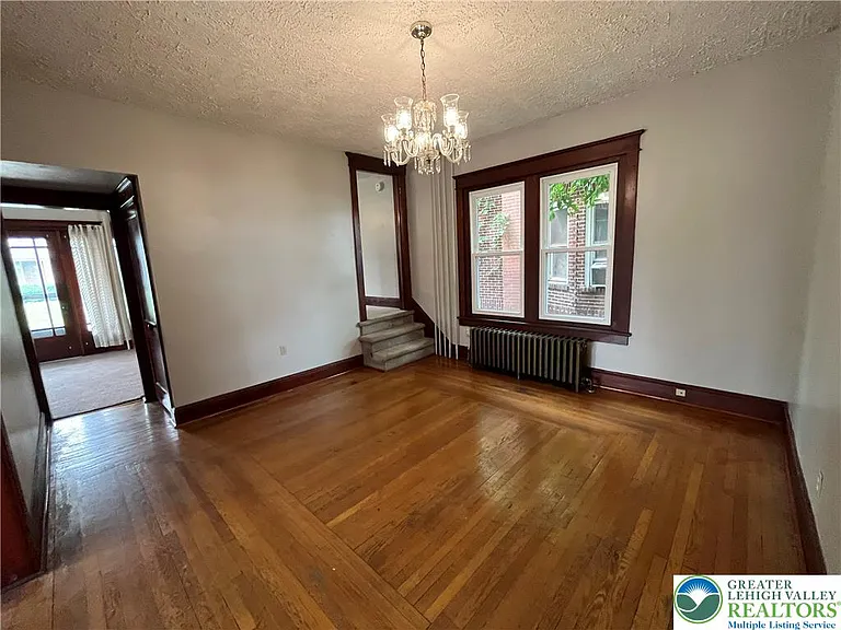 543 W Emaus Ave — Photo 11