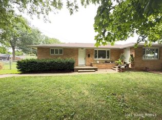 1807 Jeanne St, Champaign, IL 61821
