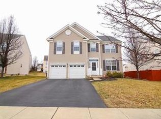 3482 Lurman Dr, Macungie, PA 18062