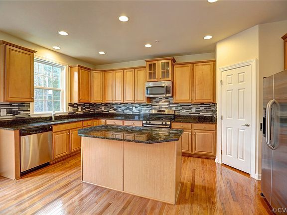 5th image of 306 Sienna Ln #0