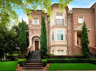 18 Waterway Ct, Spring, TX 77380