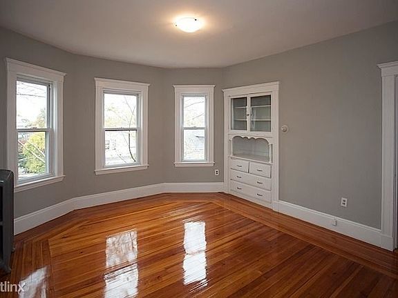 41 Belknap St. #3 Somerville Shared Unit Photo 2
