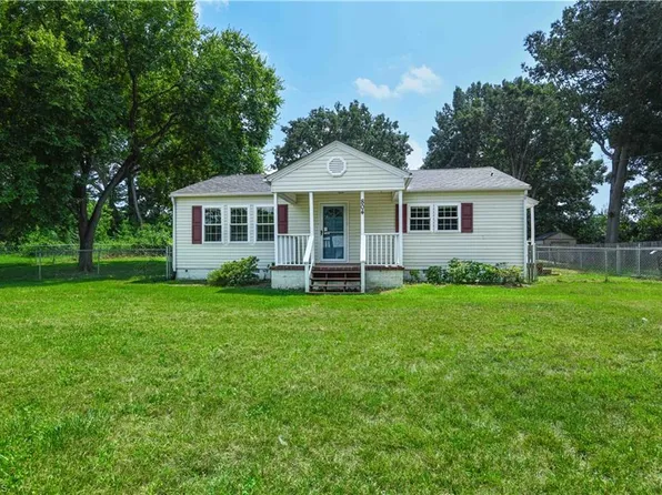 804 Graylyn Dr, High Point, NC 27263