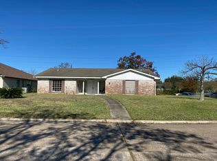 11051 Lafferty Oaks St, Houston, TX 77013