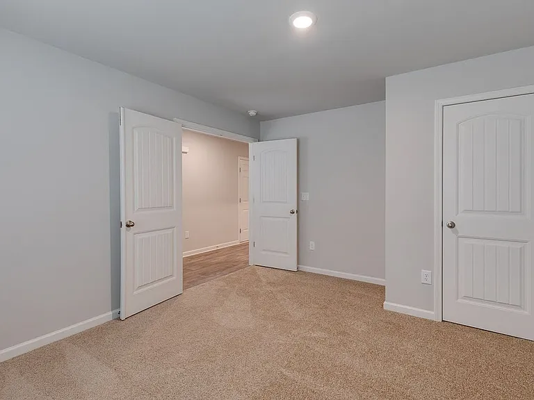 370 Alyssa Landing Dr — Photo 6